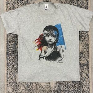 Vintage 80s Les Misérables t shirt